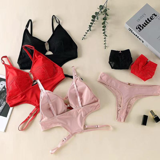 Strappy Lace Bralette & Thong Set (2‑Piece)